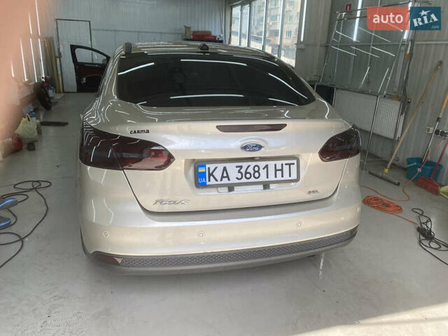 Бежевый Форд Фокус, объемом двигателя 2 л и пробегом 122 тыс. км за 11800 $, фото 5 на Automoto.ua