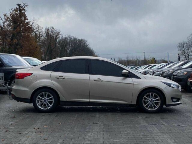 Бежевий Форд Фокус, об'ємом двигуна 2 л та пробігом 180 тис. км за 8990 $, фото 7 на Automoto.ua