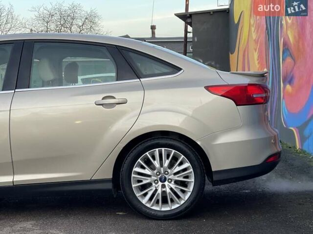 Бежевий Форд Фокус, об'ємом двигуна 2 л та пробігом 264 тис. км за 6750 $, фото 9 на Automoto.ua