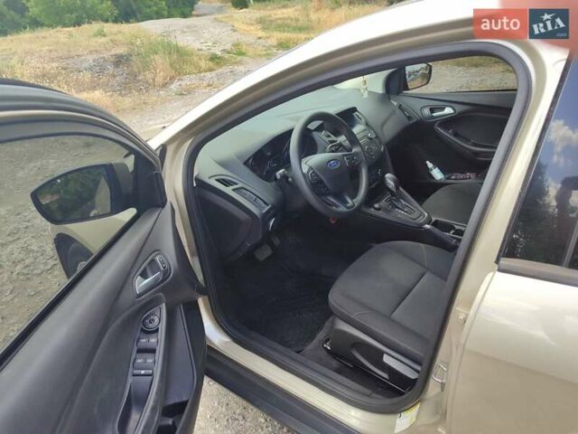 Бежевий Форд Фокус, об'ємом двигуна 2 л та пробігом 79 тис. км за 9800 $, фото 9 на Automoto.ua