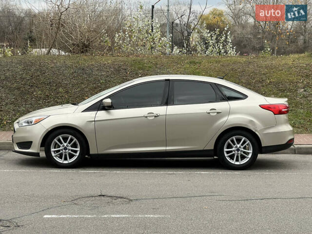 Бежевый Форд Фокус, объемом двигателя 2 л и пробегом 128 тыс. км за 7800 $, фото 10 на Automoto.ua