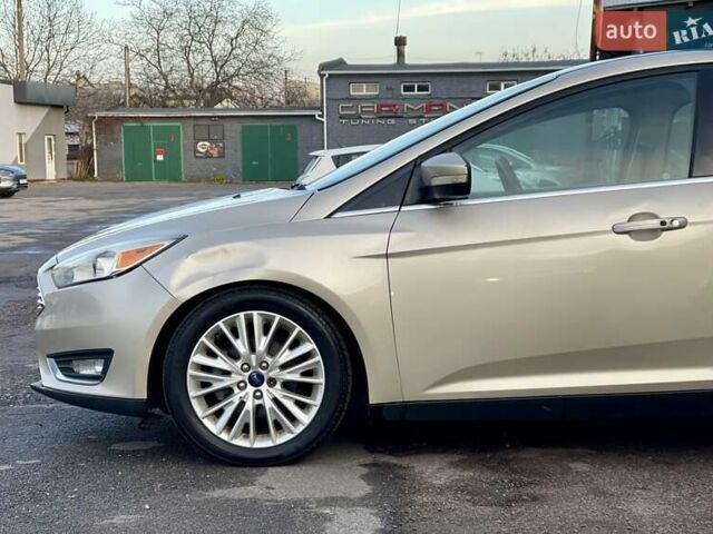 Бежевий Форд Фокус, об'ємом двигуна 2 л та пробігом 264 тис. км за 6750 $, фото 10 на Automoto.ua