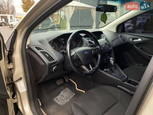 Бежевий Форд Фокус, об'ємом двигуна 2 л та пробігом 180 тис. км за 8990 $, фото 19 на Automoto.ua