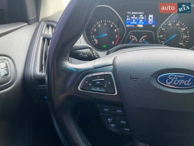 Бежевый Форд Фокус, объемом двигателя 2 л и пробегом 180 тыс. км за 8590 $, фото 28 на Automoto.ua