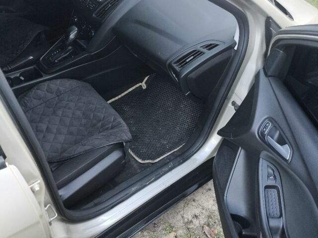 Бежевий Форд Фокус, об'ємом двигуна 2 л та пробігом 180 тис. км за 8500 $, фото 10 на Automoto.ua