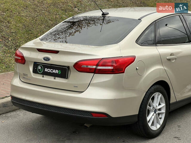 Бежевый Форд Фокус, объемом двигателя 2 л и пробегом 128 тыс. км за 7800 $, фото 27 на Automoto.ua