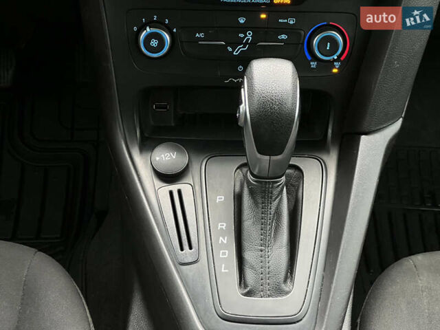 Бежевый Форд Фокус, объемом двигателя 2 л и пробегом 128 тыс. км за 7800 $, фото 39 на Automoto.ua