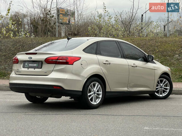 Бежевый Форд Фокус, объемом двигателя 2 л и пробегом 128 тыс. км за 7800 $, фото 22 на Automoto.ua