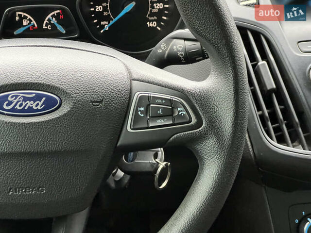 Бежевый Форд Фокус, объемом двигателя 2 л и пробегом 128 тыс. км за 7800 $, фото 37 на Automoto.ua