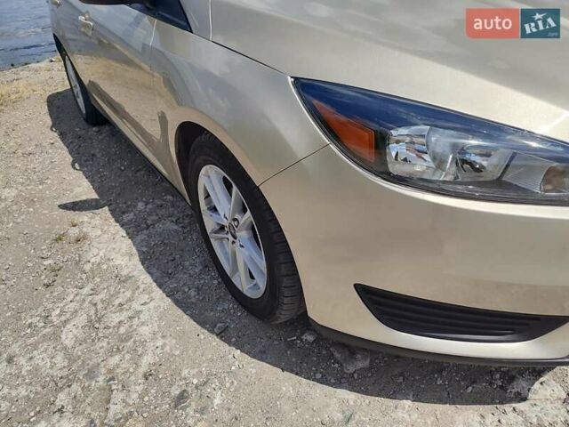 Бежевий Форд Фокус, об'ємом двигуна 2 л та пробігом 79 тис. км за 9800 $, фото 13 на Automoto.ua