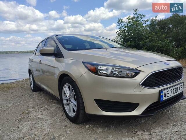 Бежевий Форд Фокус, об'ємом двигуна 2 л та пробігом 79 тис. км за 9800 $, фото 2 на Automoto.ua