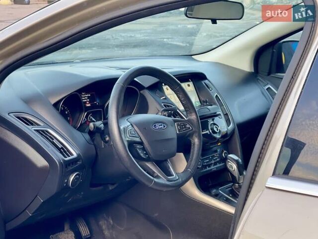 Бежевий Форд Фокус, об'ємом двигуна 2 л та пробігом 264 тис. км за 6750 $, фото 32 на Automoto.ua