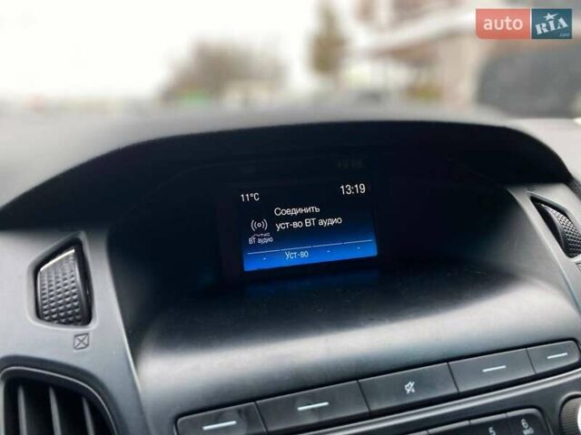 Бежевий Форд Фокус, об'ємом двигуна 2 л та пробігом 180 тис. км за 8990 $, фото 33 на Automoto.ua