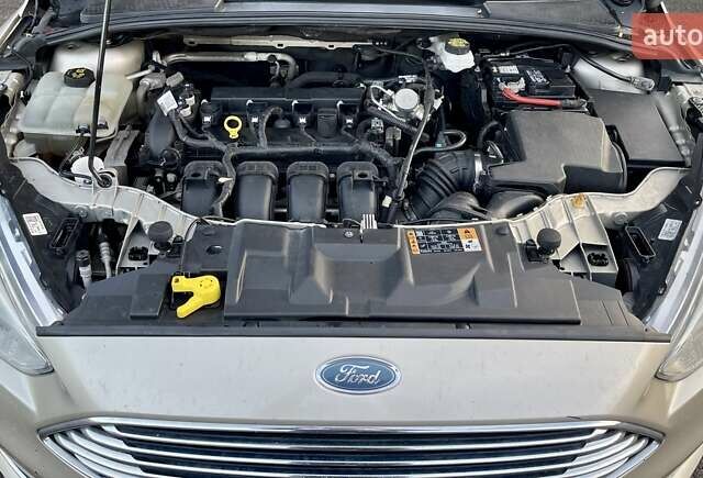 Бежевий Форд Фокус, об'ємом двигуна 2 л та пробігом 264 тис. км за 6750 $, фото 44 на Automoto.ua