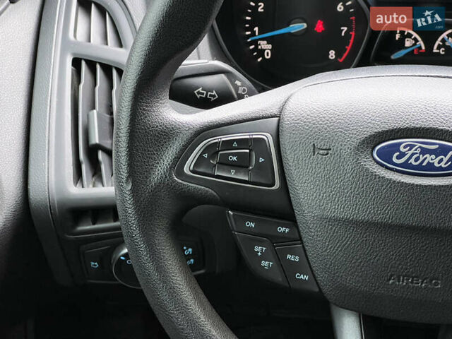 Бежевый Форд Фокус, объемом двигателя 2 л и пробегом 128 тыс. км за 7800 $, фото 36 на Automoto.ua