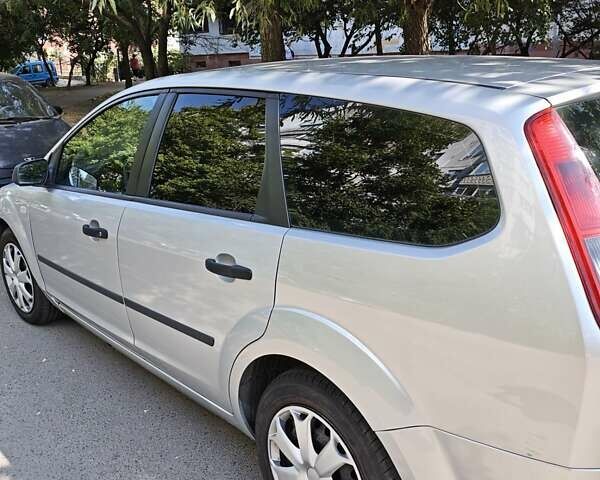 Бежевий Форд Фокус, об'ємом двигуна 1.6 л та пробігом 337 тис. км за 4900 $, фото 6 на Automoto.ua