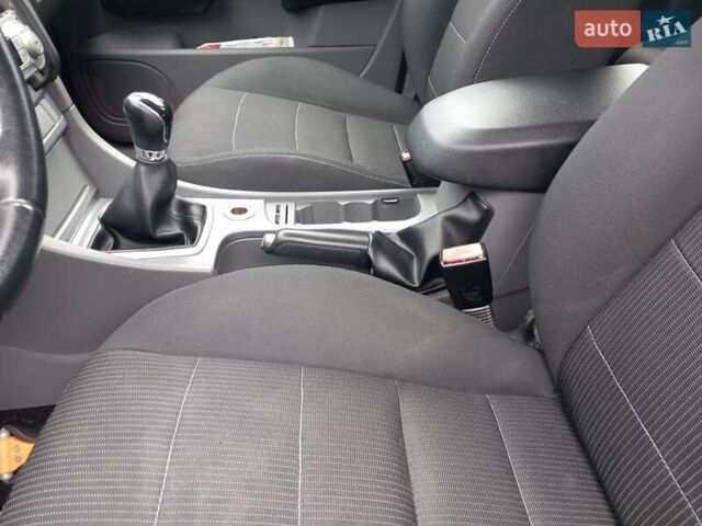 Форд Фокус 2009 у Городке на Automoto.ua Бежевий Форд Фокус, об'ємом двигуна 1.8 л та пробігом 225 тис. км за 5550 $, фото 21 на Automoto.ua