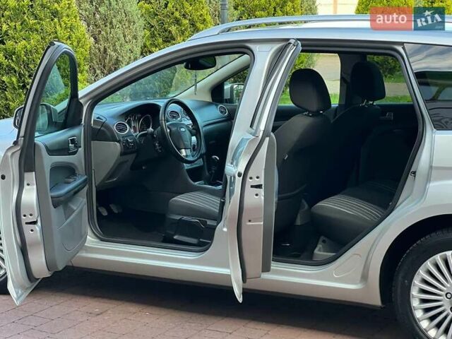 Бежевый Форд Фокус, объемом двигателя 1.6 л и пробегом 217 тыс. км за 6400 $, фото 23 на Automoto.ua