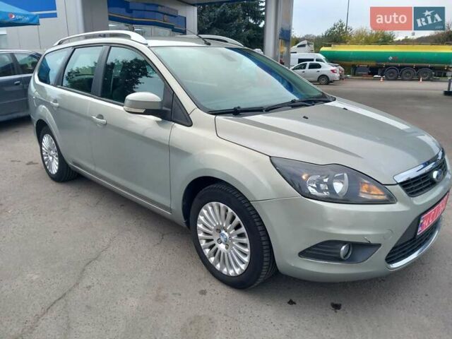 Форд Фокус 2009 у Городке на Automoto.ua Бежевий Форд Фокус, об'ємом двигуна 1.8 л та пробігом 225 тис. км за 5550 $, фото 1 на Automoto.ua