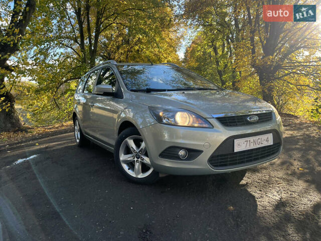 Бежевый Форд Фокус, объемом двигателя 0 л и пробегом 220 тыс. км за 6200 $, фото 7 на Automoto.ua