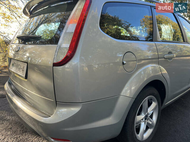 Бежевый Форд Фокус, объемом двигателя 0 л и пробегом 220 тыс. км за 6200 $, фото 6 на Automoto.ua