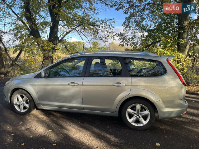 Бежевый Форд Фокус, объемом двигателя 0 л и пробегом 220 тыс. км за 6200 $, фото 12 на Automoto.ua