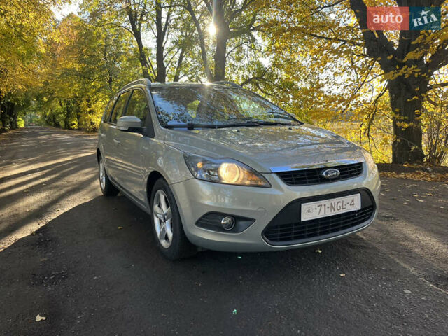 Бежевый Форд Фокус, объемом двигателя 0 л и пробегом 220 тыс. км за 6200 $, фото 2 на Automoto.ua