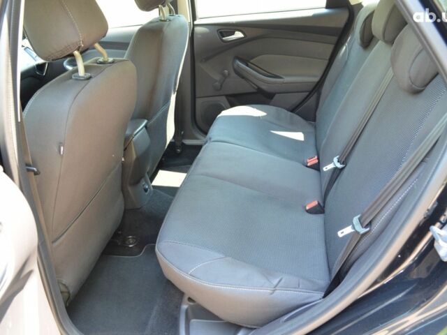 Черный Форд Фокус, объемом двигателя 1.6 л и пробегом 225 тыс. км за 7500 $, фото 9 на Automoto.ua