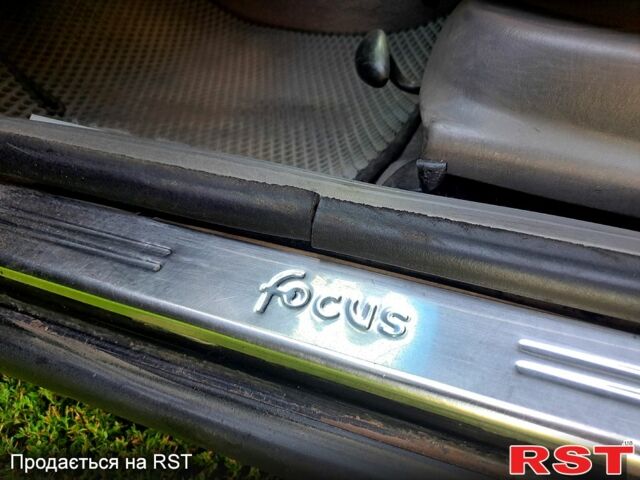 Чорний Форд Фокус, об'ємом двигуна 1.4 л та пробігом 0 тис. км за 3500 $, фото 4 на Automoto.ua