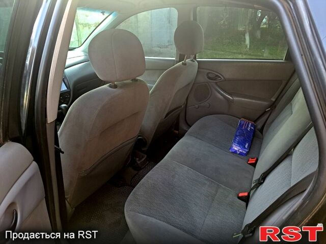 Чорний Форд Фокус, об'ємом двигуна 1.4 л та пробігом 0 тис. км за 3500 $, фото 2 на Automoto.ua