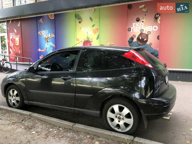 Черный Форд Фокус, объемом двигателя 2 л и пробегом 240 тыс. км за 3000 $, фото 9 на Automoto.ua