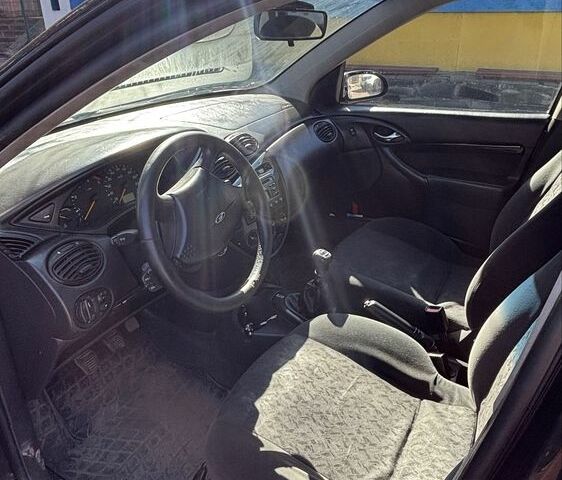 Чорний Форд Фокус, об'ємом двигуна 1.8 л та пробігом 275 тис. км за 2550 $, фото 6 на Automoto.ua