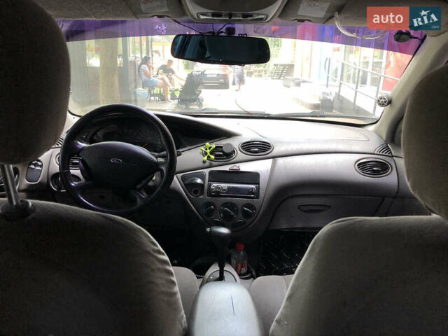 Черный Форд Фокус, объемом двигателя 2 л и пробегом 240 тыс. км за 3000 $, фото 5 на Automoto.ua