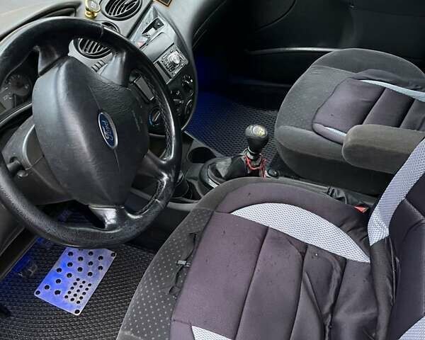 Черный Форд Фокус, объемом двигателя 1.8 л и пробегом 306 тыс. км за 4500 $, фото 12 на Automoto.ua