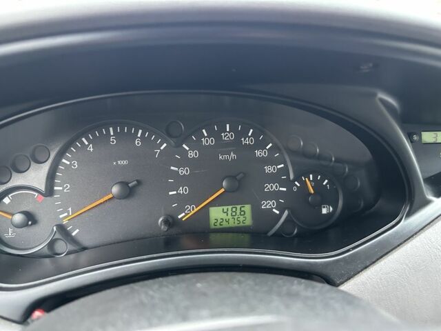 Чорний Форд Фокус, об'ємом двигуна 1.8 л та пробігом 224 тис. км за 1450 $, фото 15 на Automoto.ua