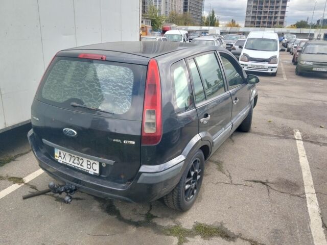 Черный Форд Фокус, объемом двигателя 0 л и пробегом 274 тыс. км за 1999 $, фото 2 на Automoto.ua