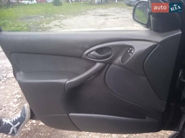 Чорний Форд Фокус, об'ємом двигуна 1.79 л та пробігом 246 тис. км за 3700 $, фото 5 на Automoto.ua