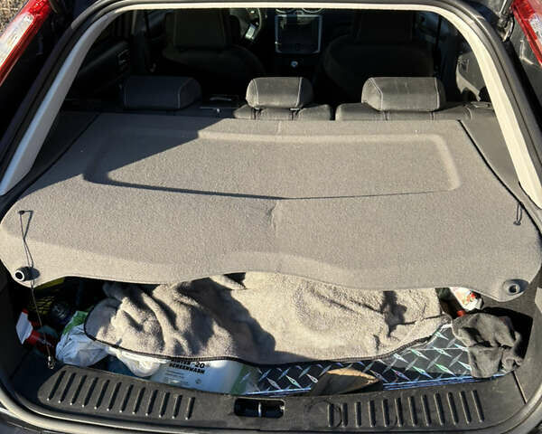 Черный Форд Фокус, объемом двигателя 1.6 л и пробегом 208 тыс. км за 5500 $, фото 6 на Automoto.ua