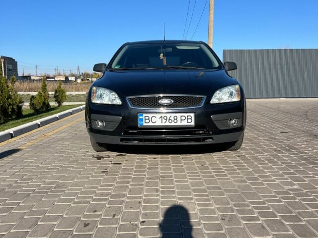 Черный Форд Фокус, объемом двигателя 1.6 л и пробегом 290 тыс. км за 5000 $, фото 1 на Automoto.ua