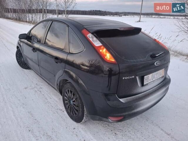 Черный Форд Фокус, объемом двигателя 1.6 л и пробегом 220 тыс. км за 2600 $, фото 1 на Automoto.ua