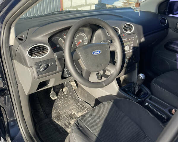 Чорний Форд Фокус, об'ємом двигуна 1.4 л та пробігом 304 тис. км за 3650 $, фото 29 на Automoto.ua