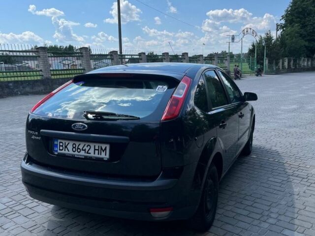 Черный Форд Фокус, объемом двигателя 1.6 л и пробегом 270 тыс. км за 3800 $, фото 2 на Automoto.ua