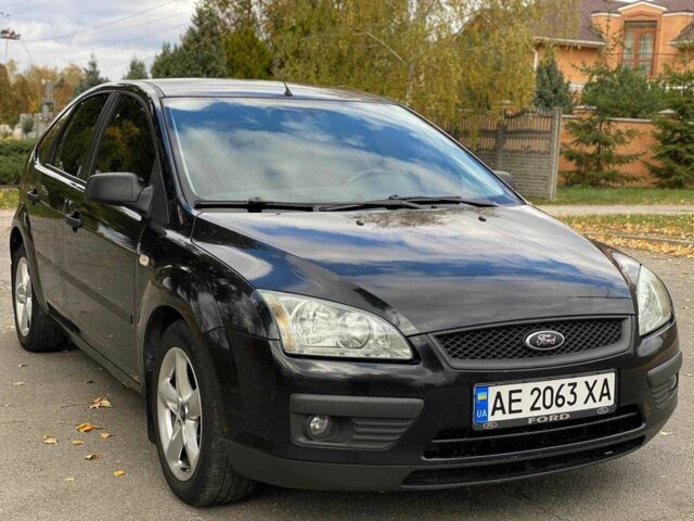 Чорний Форд Фокус, об'ємом двигуна 1.6 л та пробігом 270 тис. км за 4600 $, фото 5 на Automoto.ua