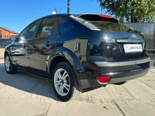Черный Форд Фокус, объемом двигателя 1.6 л и пробегом 239 тыс. км за 5190 $, фото 6 на Automoto.ua