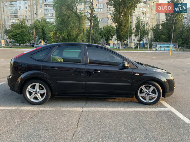 Чорний Форд Фокус, об'ємом двигуна 1.8 л та пробігом 255 тис. км за 4600 $, фото 7 на Automoto.ua