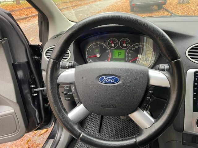 Чорний Форд Фокус, об'ємом двигуна 0 л та пробігом 239 тис. км за 5300 $, фото 6 на Automoto.ua