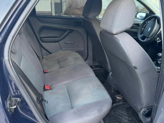 Чорний Форд Фокус, об'ємом двигуна 1.6 л та пробігом 298 тис. км за 4500 $, фото 8 на Automoto.ua