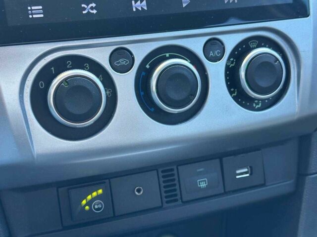 Черный Форд Фокус, объемом двигателя 1.6 л и пробегом 239 тыс. км за 5190 $, фото 16 на Automoto.ua