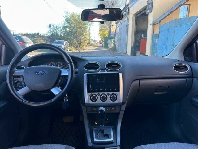 Черный Форд Фокус, объемом двигателя 1.6 л и пробегом 239 тыс. км за 5190 $, фото 13 на Automoto.ua