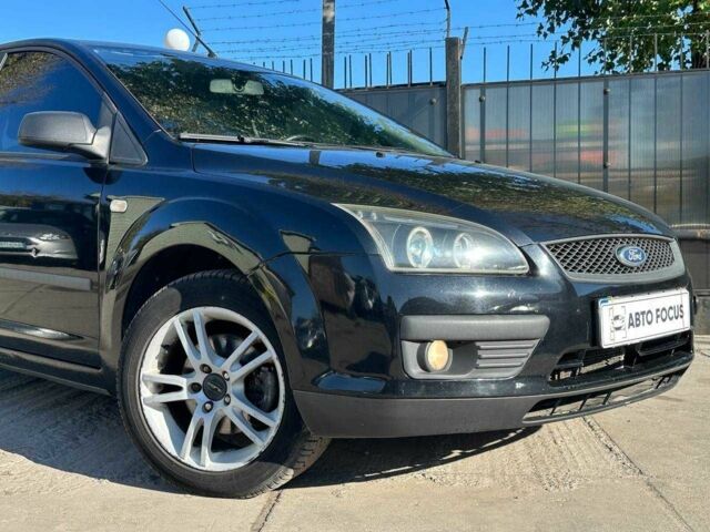 Черный Форд Фокус, объемом двигателя 1.6 л и пробегом 239 тыс. км за 5190 $, фото 1 на Automoto.ua